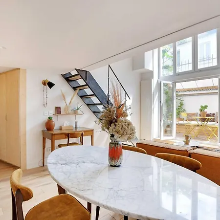 Beautiful Duplex 1br-2p - Belleville 公寓 *